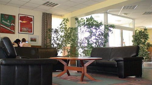 Jancsar Hotel Szekesfehervar Exterior photo